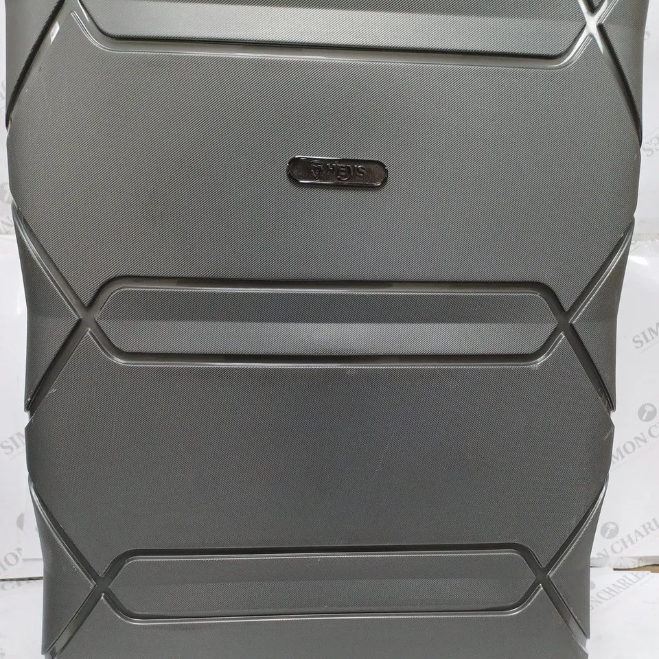 HEYS 4 SUITCASE SET IN SILVER GREY 