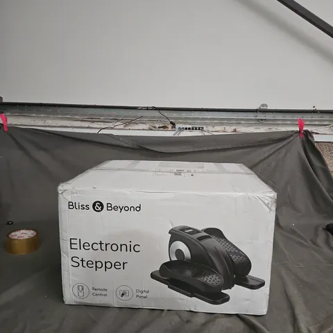 BLISS & BEYOND ELECTRONIC STEPPER – BOXED WITH REMOTE CONTROL & DIGITAL PANEL