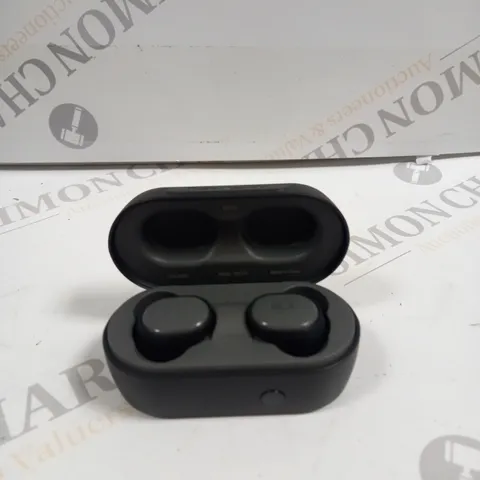 SKULLCANDY TRUE WIRELESS EARBUDS BOXED