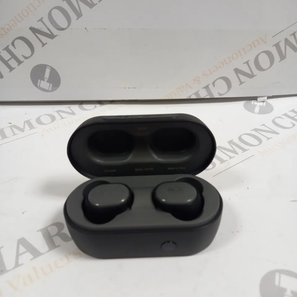 SKULLCANDY TRUE WIRELESS EARBUDS BOXED 