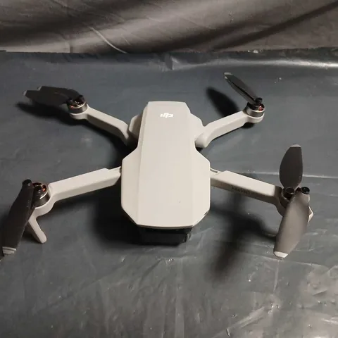 DJI MAVIC-STYLE QUADCOPTER DRONE – INTEGRATED CAMERA