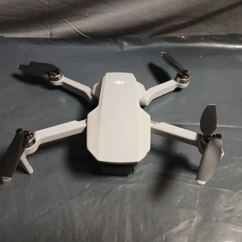 DJI MAVIC-STYLE QUADCOPTER DRONE – INTEGRATED CAMERA