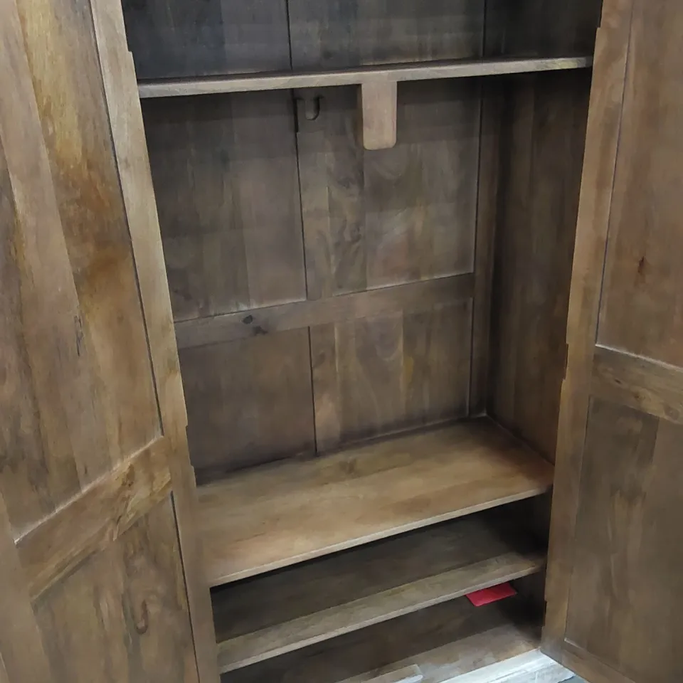 TRADITIONAL DESIGNER 2 DOOR WARDROBE 