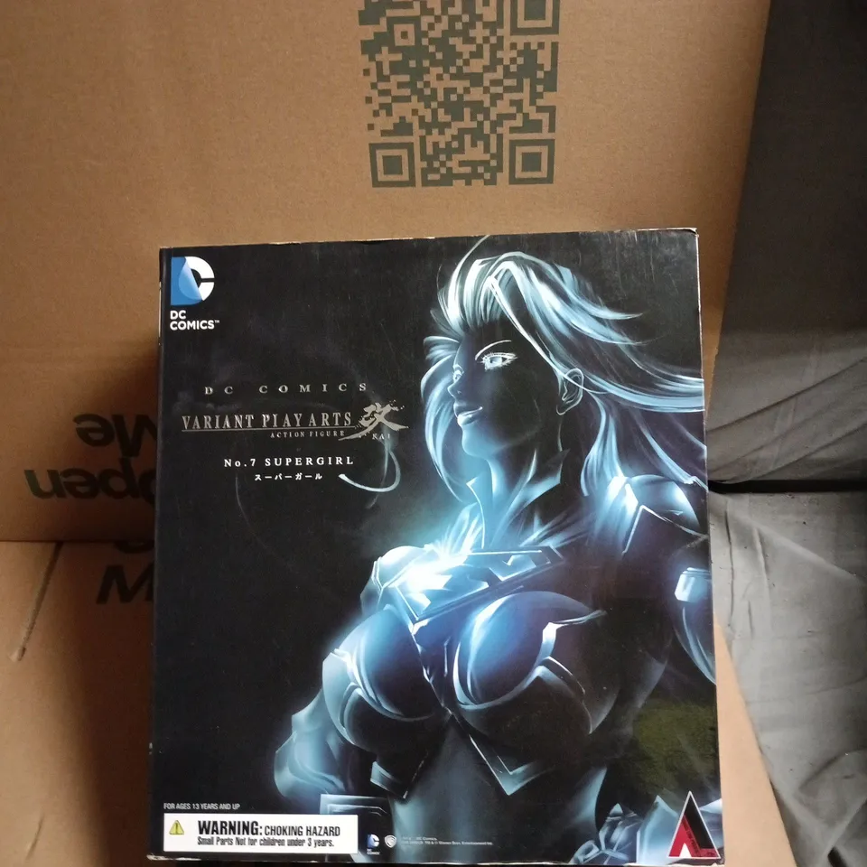 DC COMICS VARIANT PLAY ARTS KAI NO.7 SUPERGIRL ACTION FIGURE - WINDOW BOX
