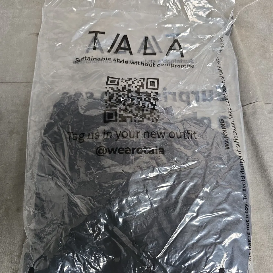 TALA BASE LAYER LONG SLEEVE TOP – SHADOW BLACK, UK MEDIUM (M)