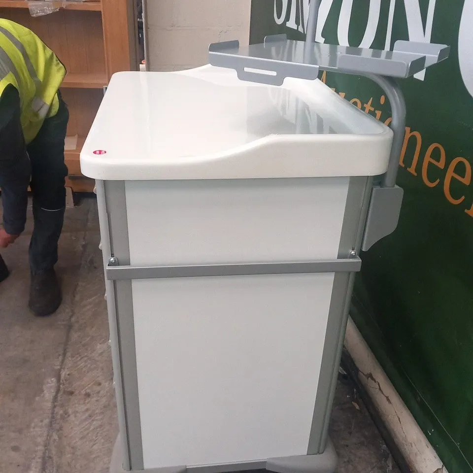 BRAND NEW MEDSTOR MODULE CART WITH 5 DRAWERS 