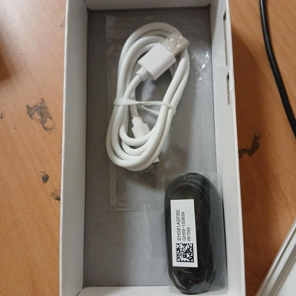 SAMSUNG GALAXY A71 SMARTPHONE – DUAL SIM – BOXED WITH USB-C CHARGING CABLE