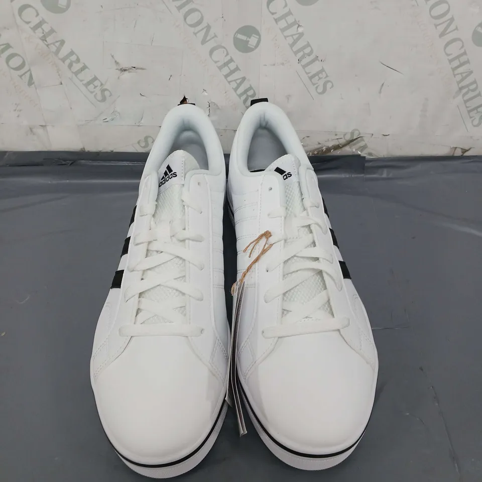 PAIR OF ADIDAS PACE VS TRAINERS SPORTS SHOES SIZE 10.5