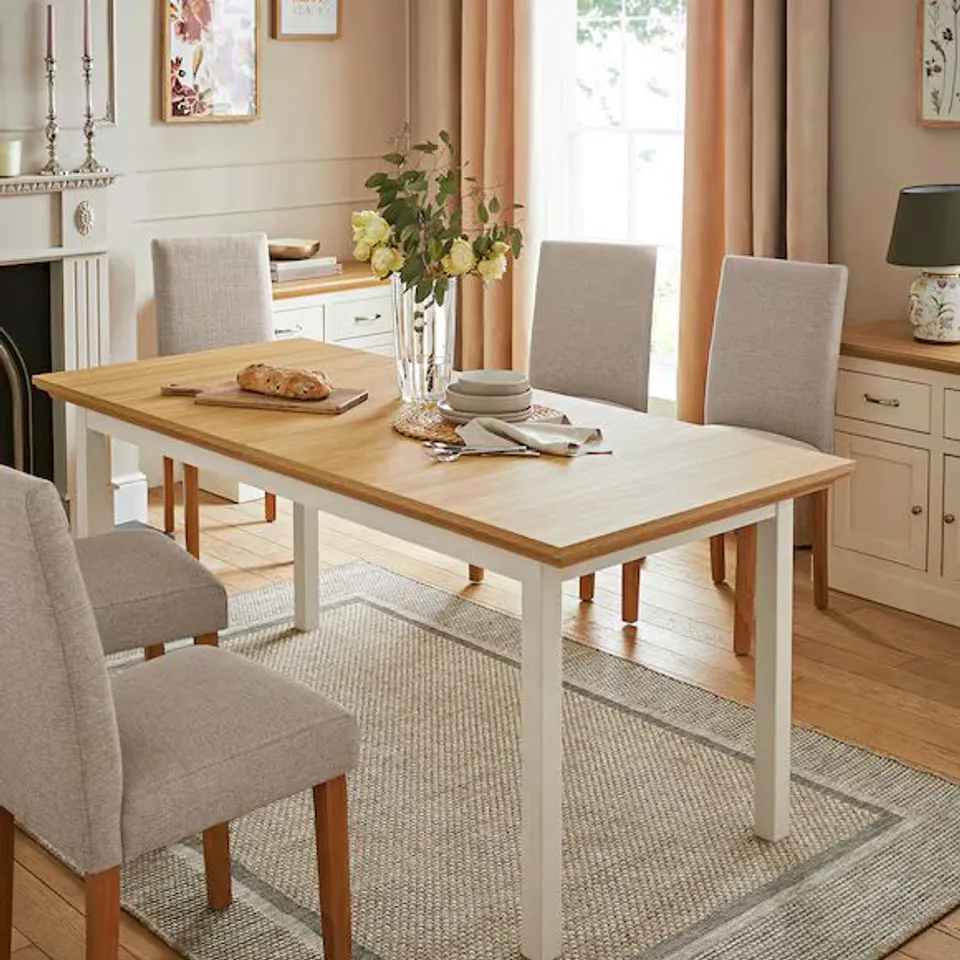 JULIPA ASHFORD EXTENDING 6 TO 8 SEATER DINING TABLE (2 BOXES)