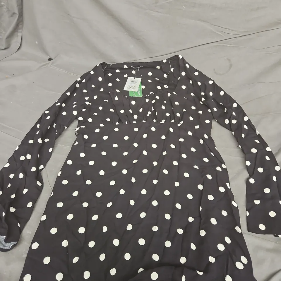 NOBODY'S CHILD - DOLLY MINI DRESS – SPOT PRINT, UK16 – BLACK WITH WHITE POLKA DOTS
