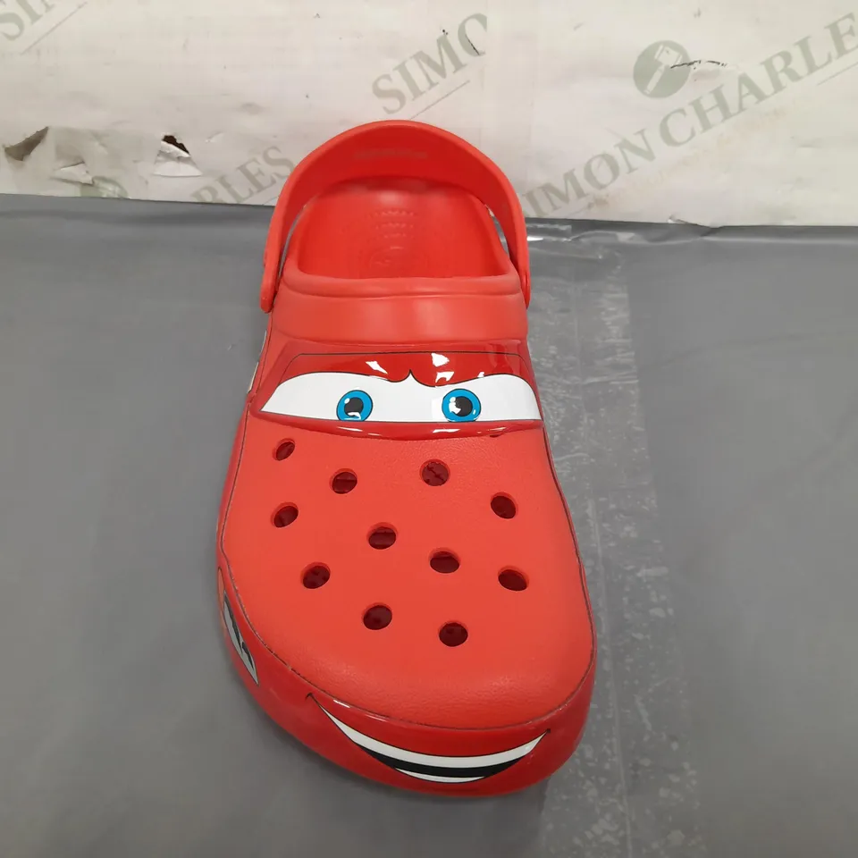 PAIR OF CROCS LIGHTNING MCQUEEN CLOGS IN RED UK SIZE M9/W10