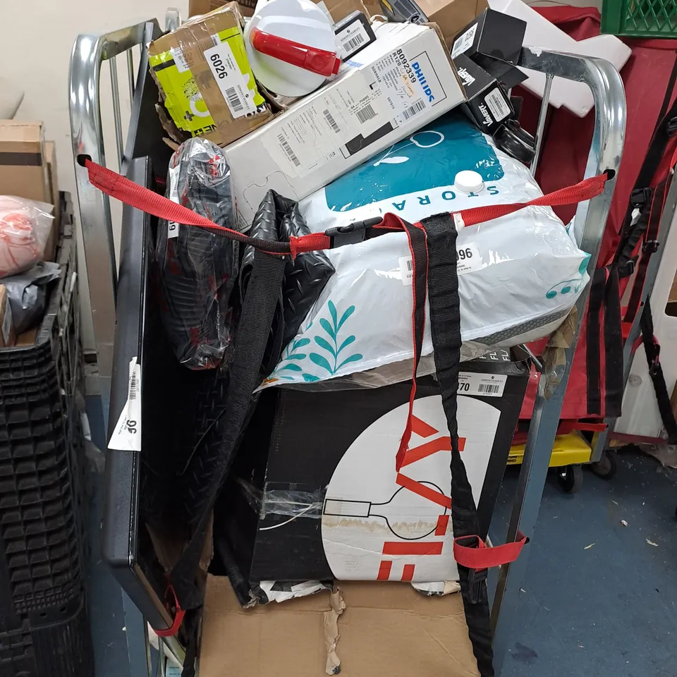 CAGE OF ASSORTED HOUSEHOLD ITEMS AND CAR PARTS TOO INCLUDE DAMAGED TELEVISIONS , PILLOWS AND CAR MATS , ETC 