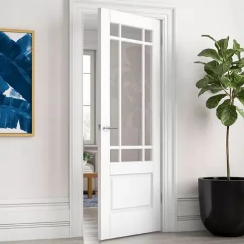 BOXED DOWNHAM CLEAR BEVELLED GLAZED PRIMED WHITE INTERNAL DOOR - 40 x 826 x 2040mm