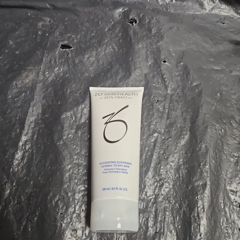 ZO SKIN HEALTH HYDRATING CLEANSER (NORMAL TO DRY SKIN) β 200 ML