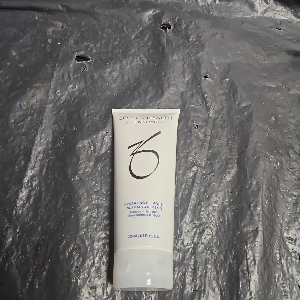 ZO SKIN HEALTH HYDRATING CLEANSER (NORMAL TO DRY SKIN) – 200 ML