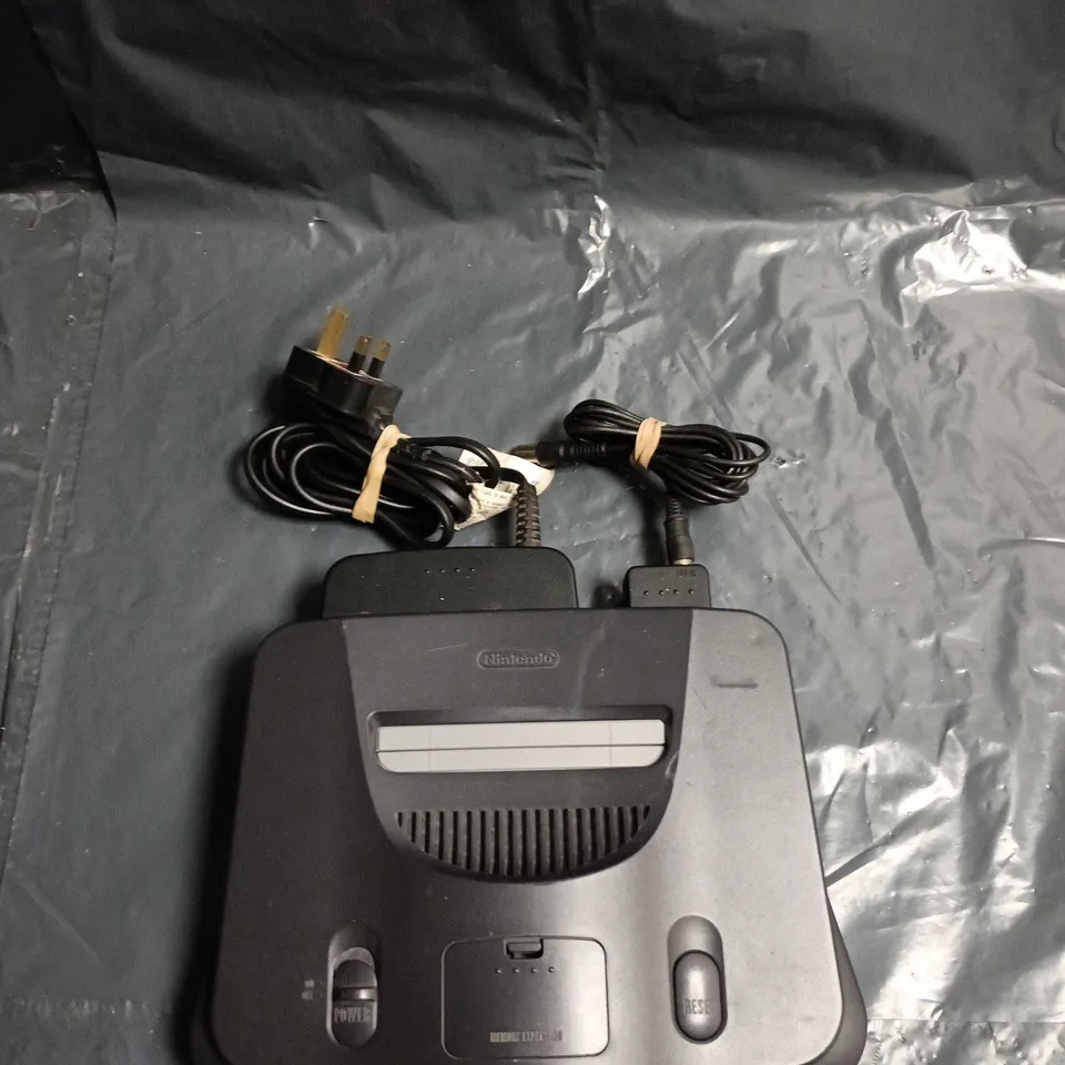 NINTENDO 64 CONTROLLER DECK – NUS-001 (EUR)