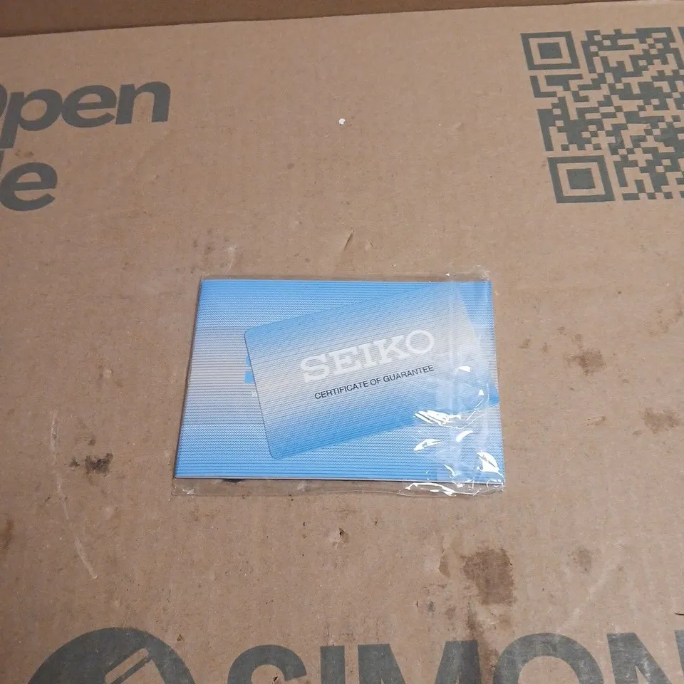 SEIKO CHRONOGRAPH WATCH WITH ORANGE DIAL & BLUE BEZEL, STAINLESS STEEL BRACELET – BOXED 