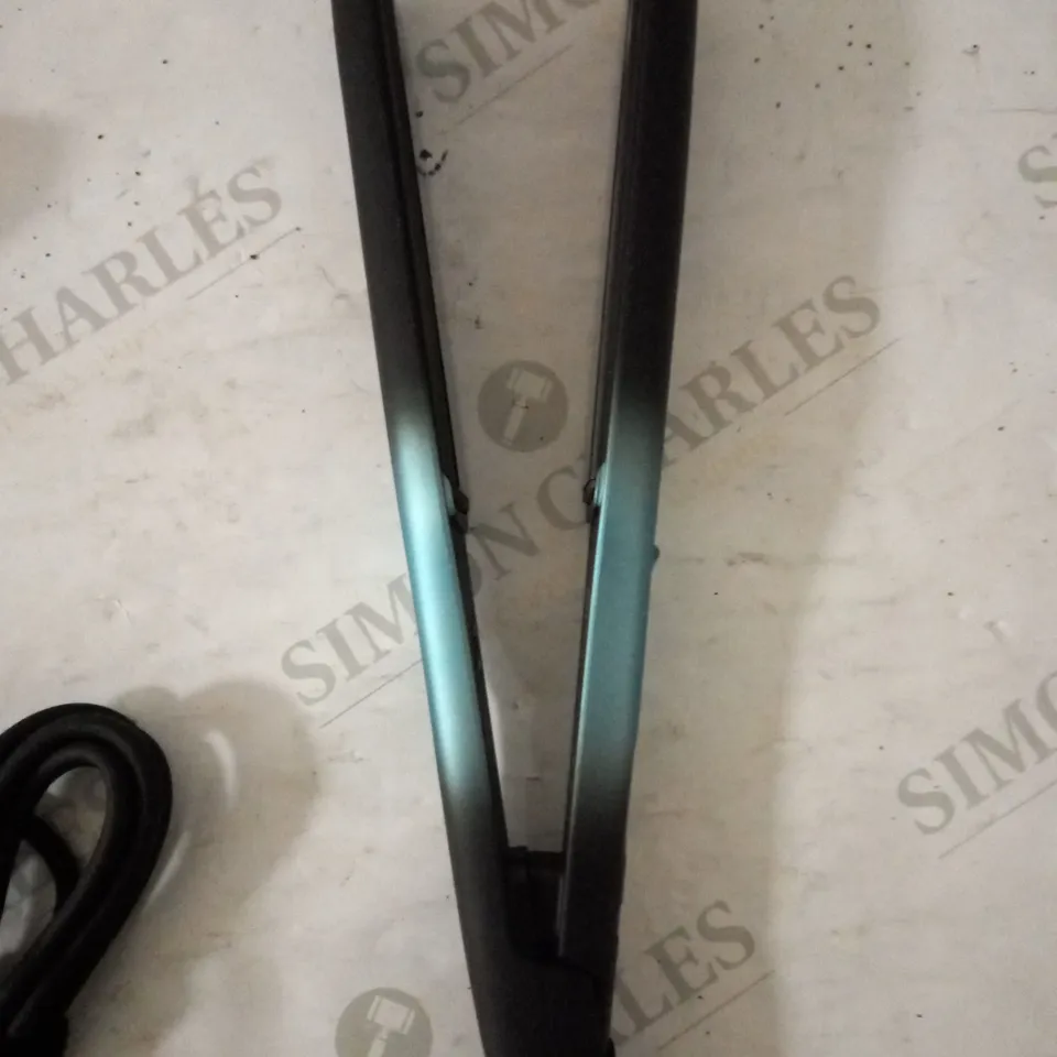 REVAMP PROGLOSS WIDE ULTRA X SHINE CERAMIC HAIR STRAIGHTENER ST-2000 RRP £99.99
