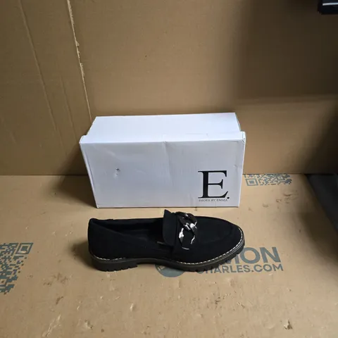 E. SHOES BY EMMA – BLACK LOAFERS WITH CHAIN DETAIL - UK SIZE 6 