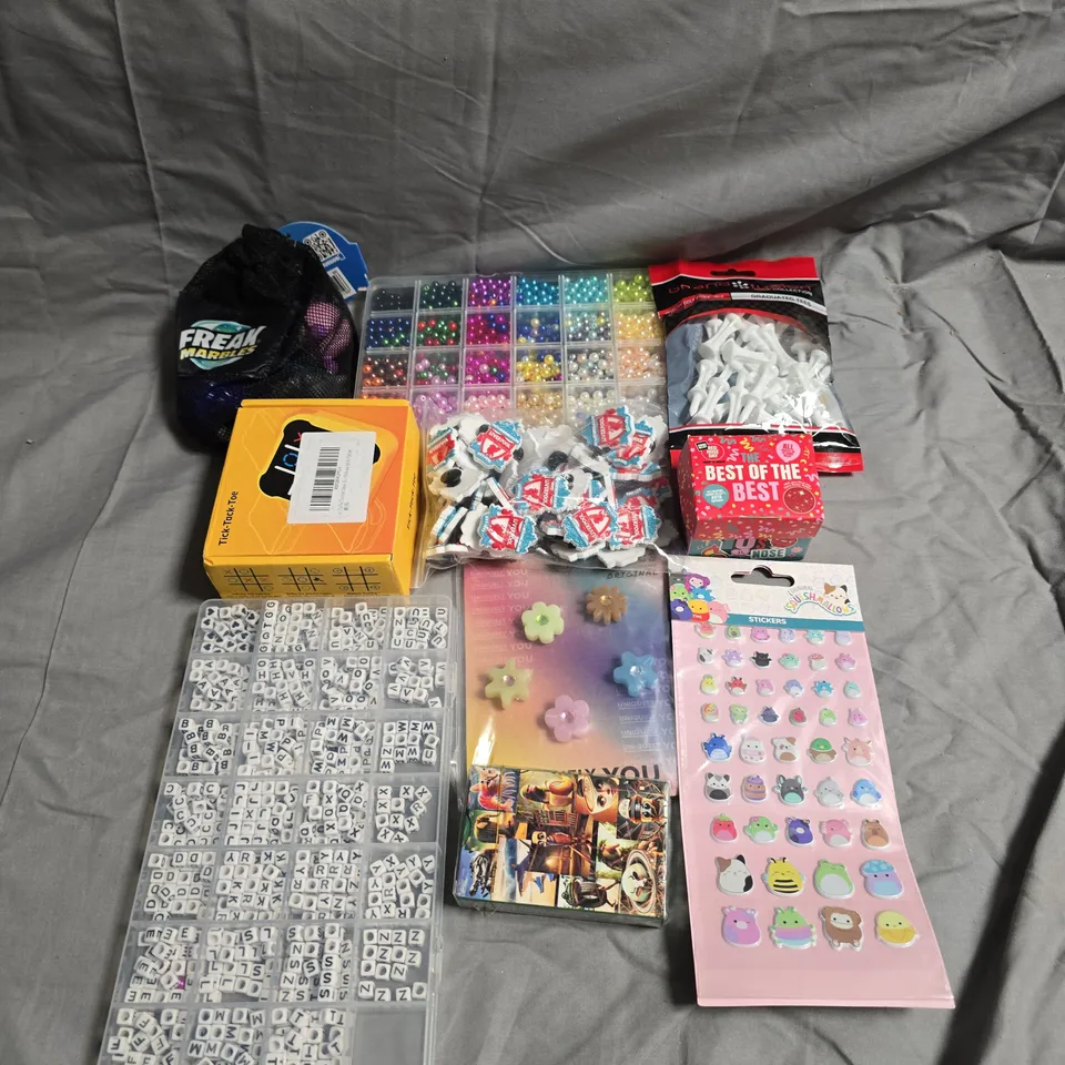 TOTE OF ASSORTED TOYS AND GAMES TOINCLUDE CARD GAMES, STICKERS AND GOLF TEE'S