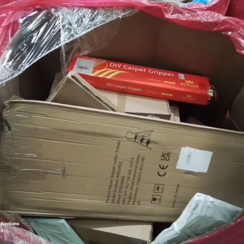 PALLET CONTAINING VARIOUS ITEMS TO INCLUDE STEP LADDERS,30W SOLAR PANEL KIT, TOWER FAN ETC.