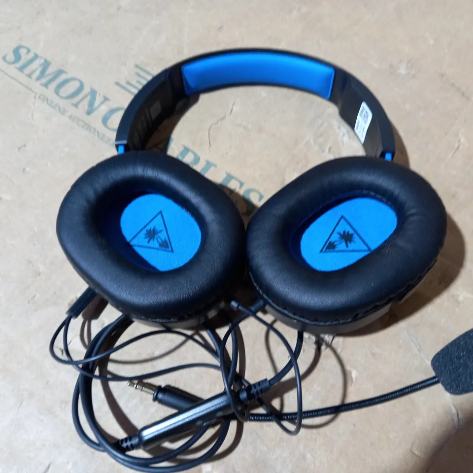 TURTLE BEACH EARFORCE RECON OVER EAR HEADPHONES