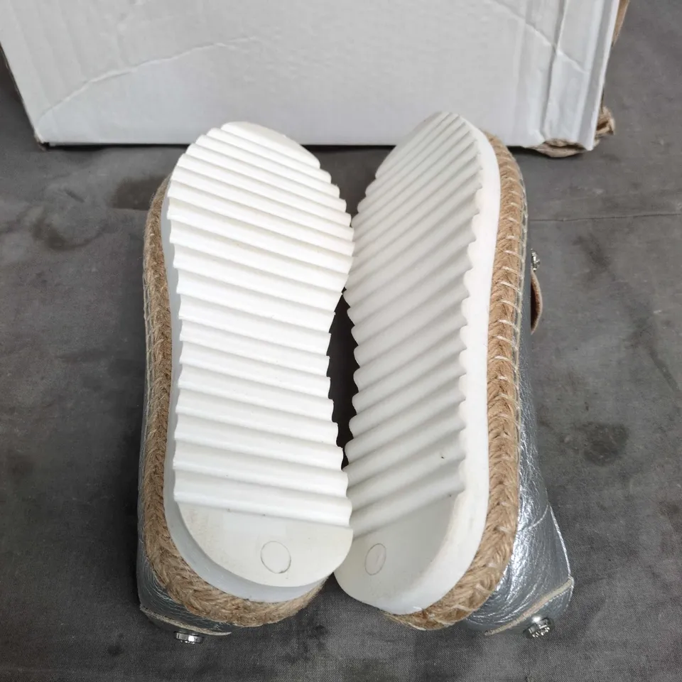 WOMEN'S METALLIC SILVER ESPADRILLE SLIP-ON WITH CRYSTAL BUCKLE SIZE UNSPECIFIED 