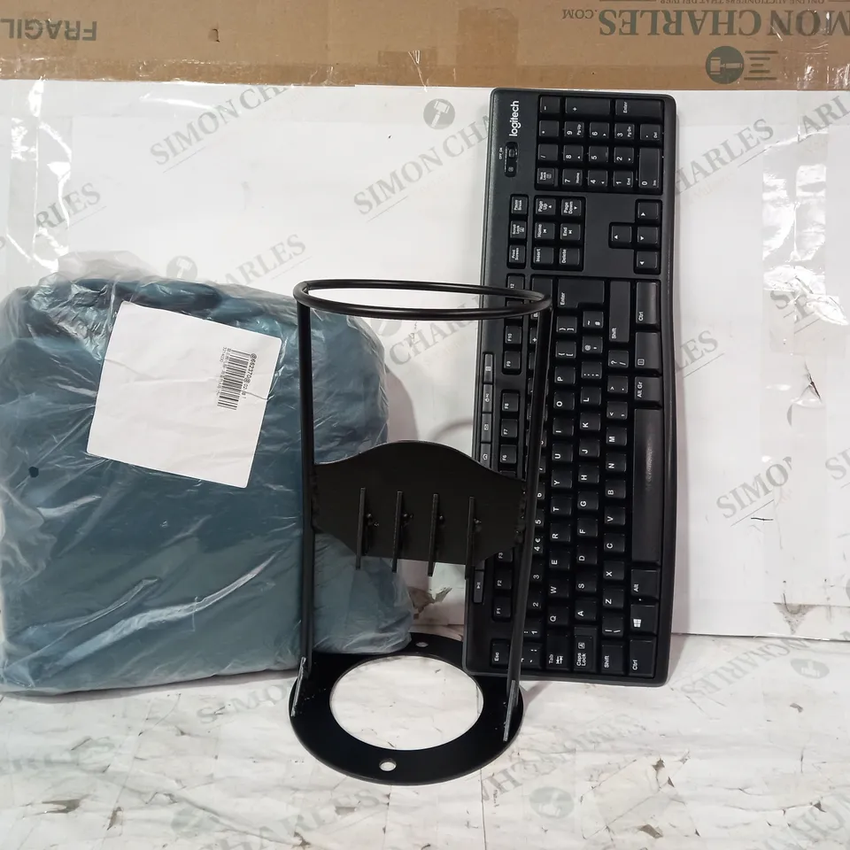 BOX OF APPROXIMATELY 20 ASSORTED HOUSEHOLD ITEMS TO INCLUDE QUICK WOOD SPLITTER, LOGITECH COMPUTER KEYBOARD, ETC