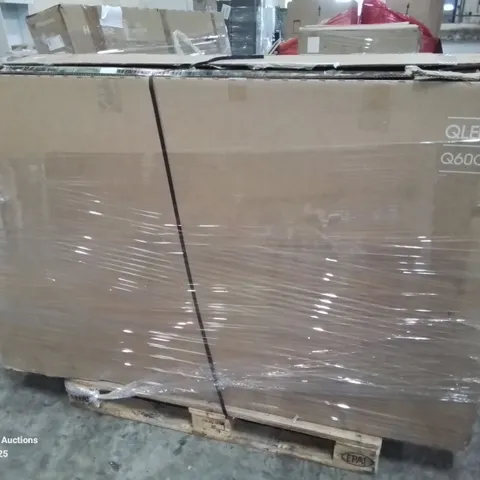 PALLET CONTAINING 4 ASSORTED TVS TO INCLUDE SAMSUNG AND TOSHIBA