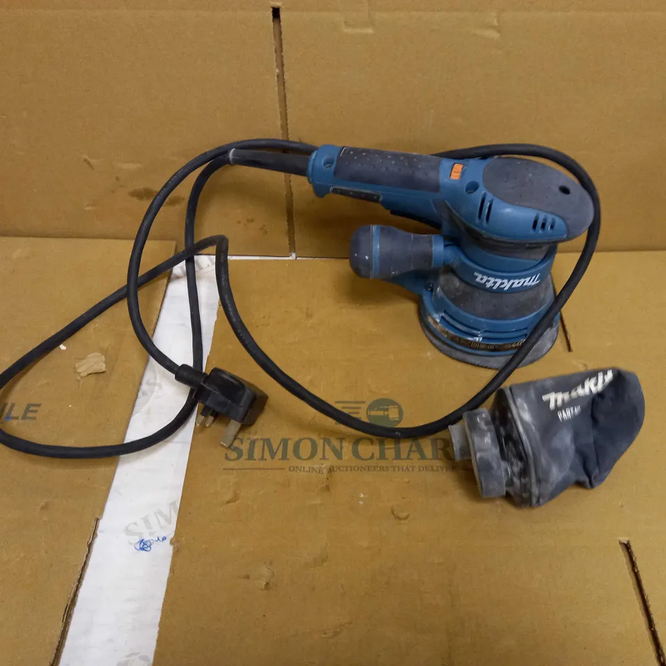 MAKITA RANDOM ORBITAL SANDER
