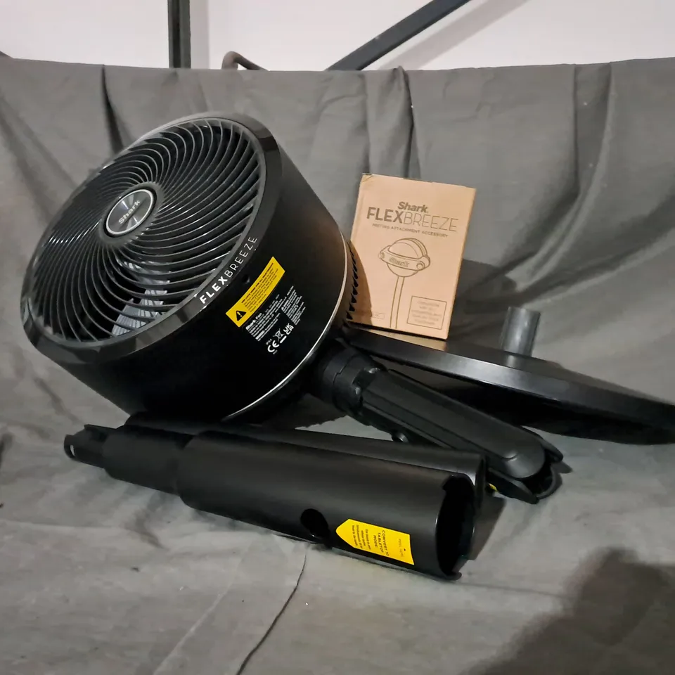 BOXED SHARK FLEXBREEZE PORTABLE FAN FA220UK