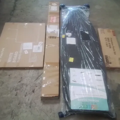 PALLET CONTAINING ASSORTED ITEMS TO INCLUDE: IRONING BOARD, FLOOR LAMP, FIREPLACE TOOLS SET AND WHITE BOARD ETC...
