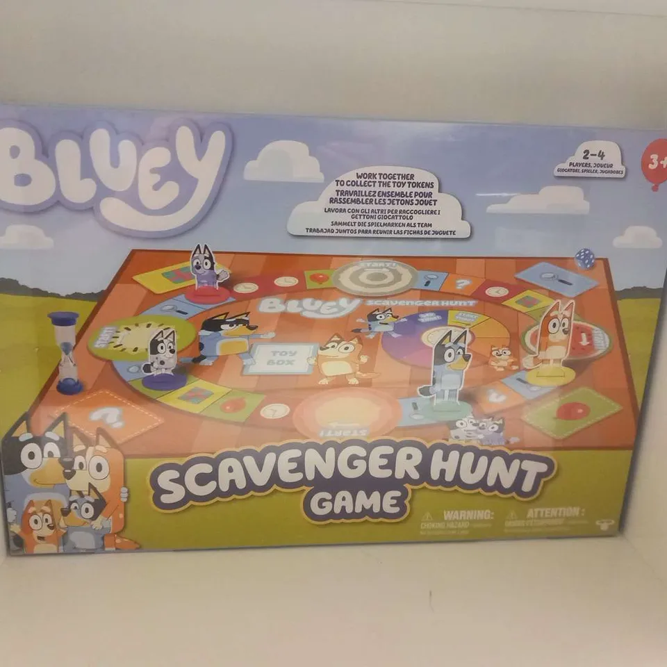 THREE ASSORTED BLUEY PRODUCTS TO INCLUDE; SCAVENGER HUNT GAME, WOODEN TEA PARTY SET AND GOGLOW PAL