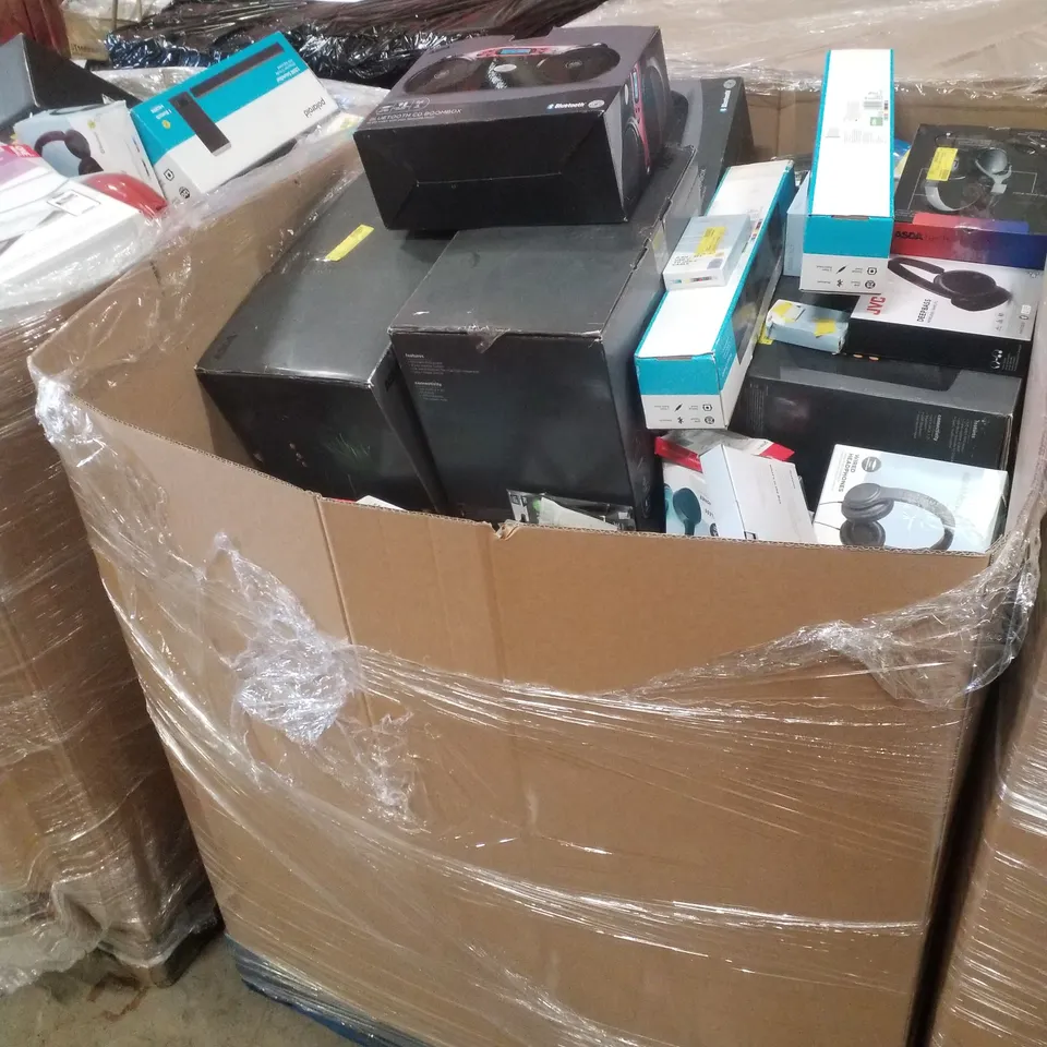 PALLET CONTAINING ASSORTED ELECTRICAL RETURNS INCLUDING PARTY SPEAKER SYSTEM, 120W SOUNDBAR, 4-IN-1 GAMING SET, WIRELESS HEADPHONES & AERIAL