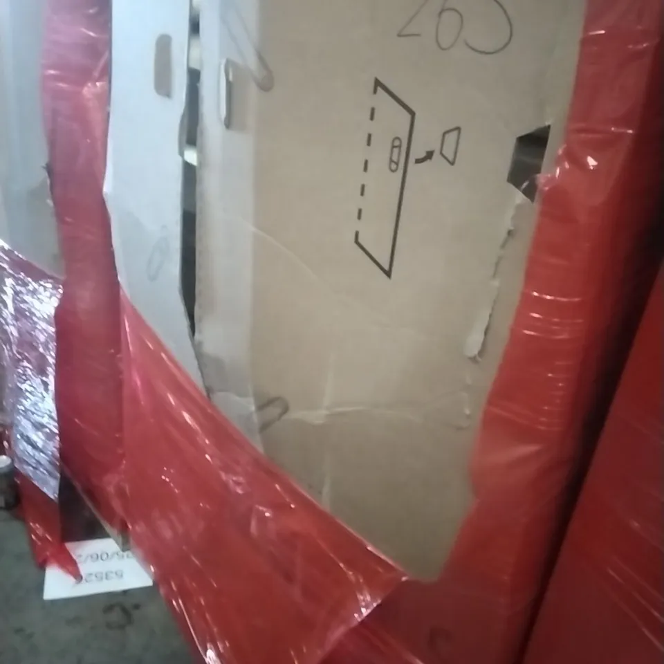 PALLET OF ASSORTED HOUSEHOLD GOODS AND PRODUCTS TO INCLUDE; KITCHEN ACCESSORIES, BOXED FURNITURE ETC