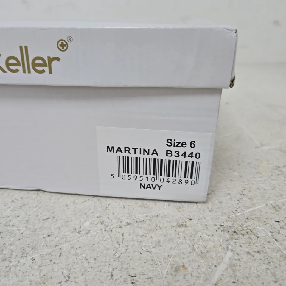 DR KELLER MARTINA NAVY TRAINERS – UK SIZE 6