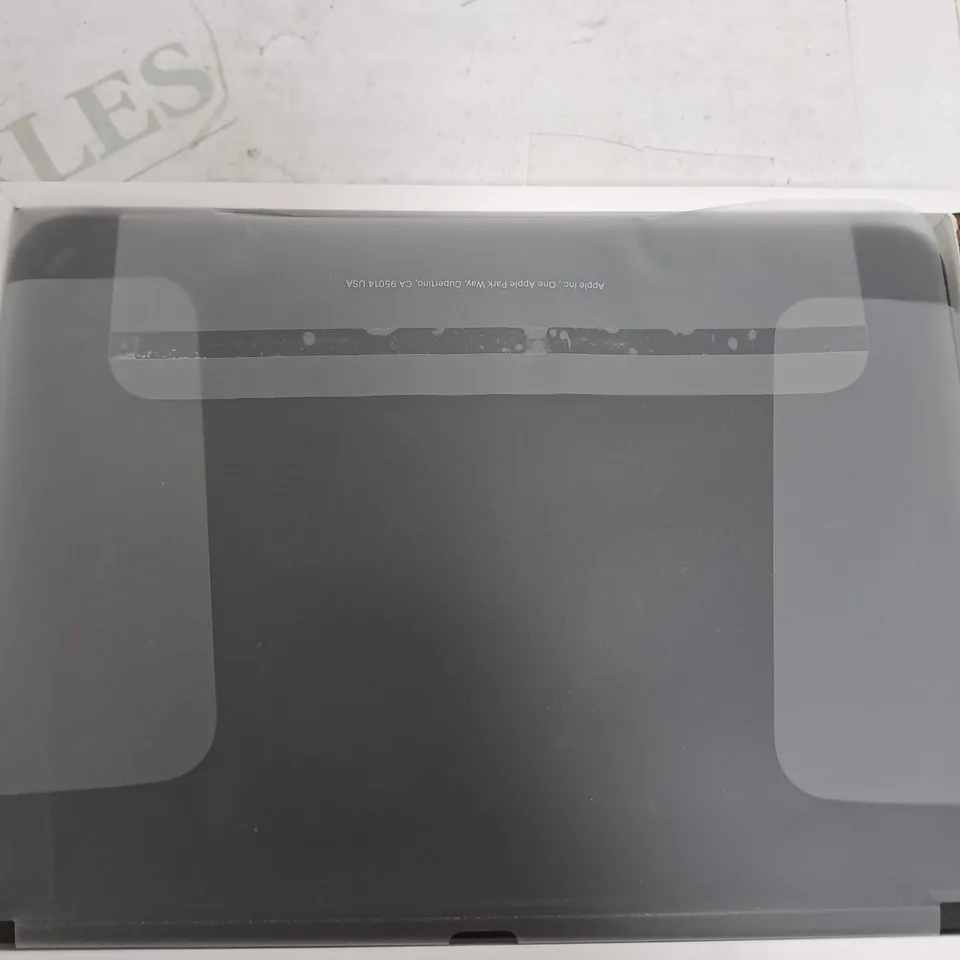 BOXED APPLE MAGIC TRACKPAD 