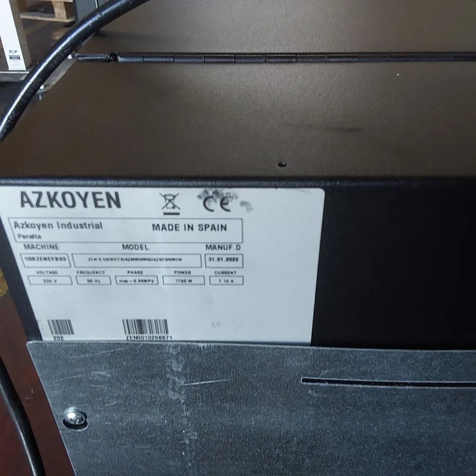 COFFETEK AZKOYEN ZEN 5 COMMERCIAL COFFEE MACHINE 