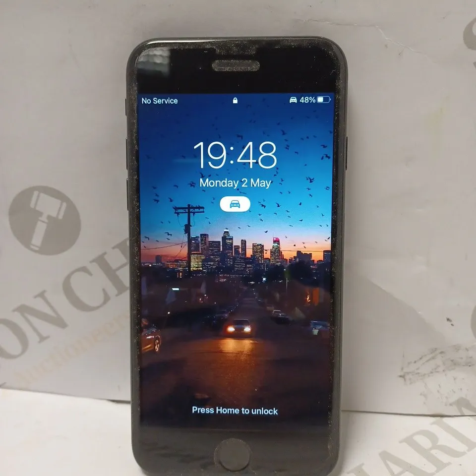 BOXED APPLE IPHONE 7 (A1778) IN BLACK
