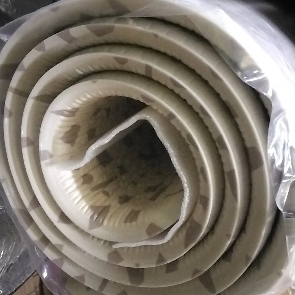 BOXED LUXURY PADDED XL PLAYMAT 200 X 140CM