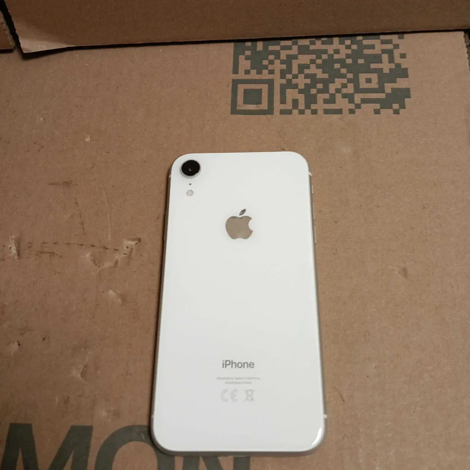 APPLE IPHONE XR 64GB – WHITE (BOXED)