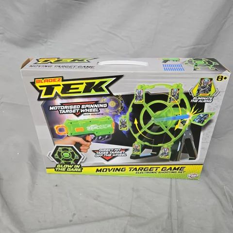 BOXED BLADEZ TEK MOVING TARGET GAME