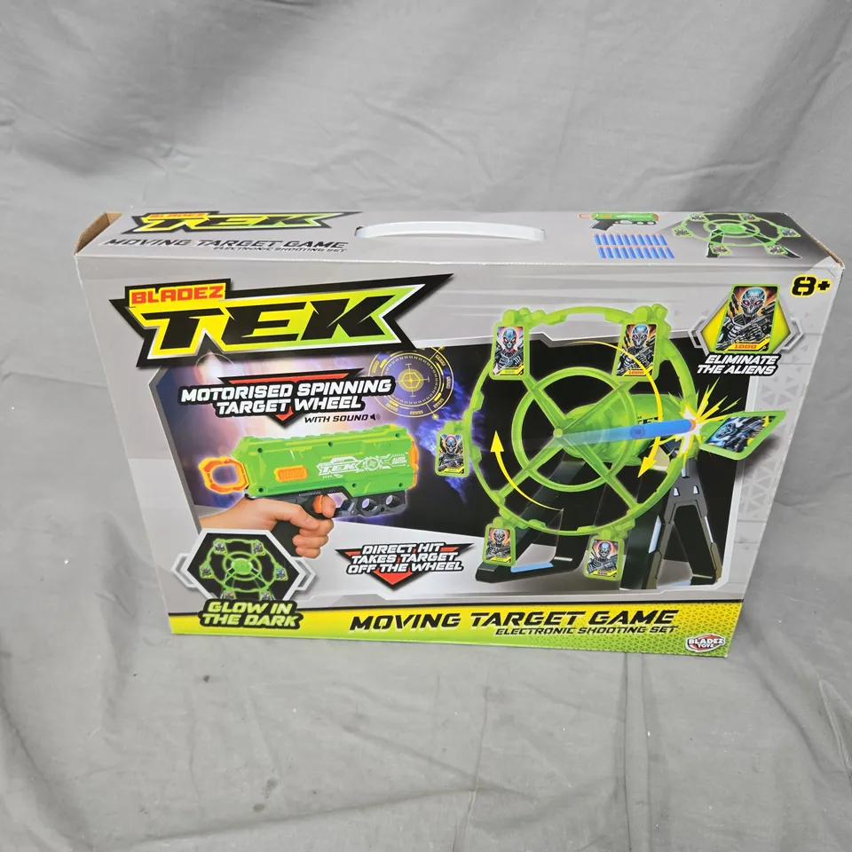 BOXED BLADEZ TEK MOVING TARGET GAME