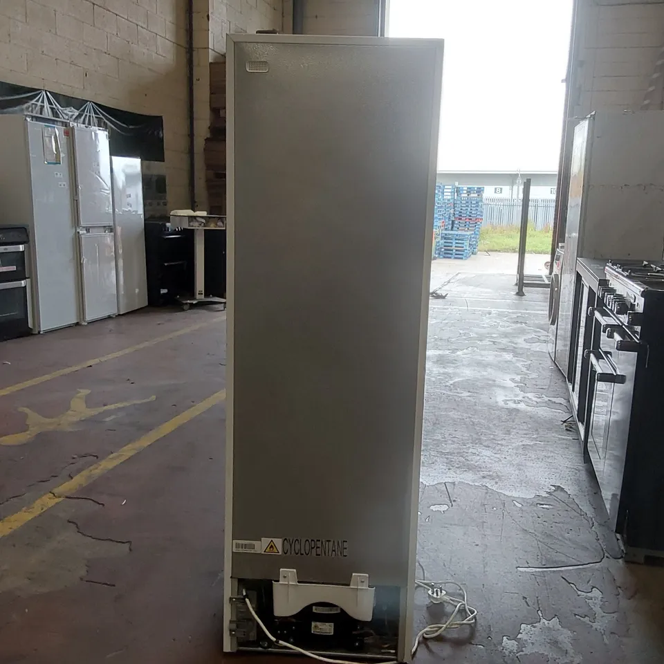 LOGIK LFC50W20A 60/40 FRIDGE FREEZER - WHITE