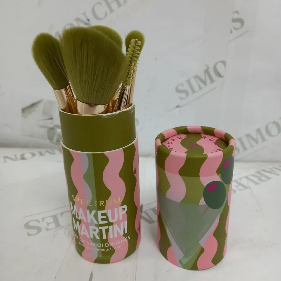 MAKEUP MARTINI COCKTAIL MIDI BRUSH SET