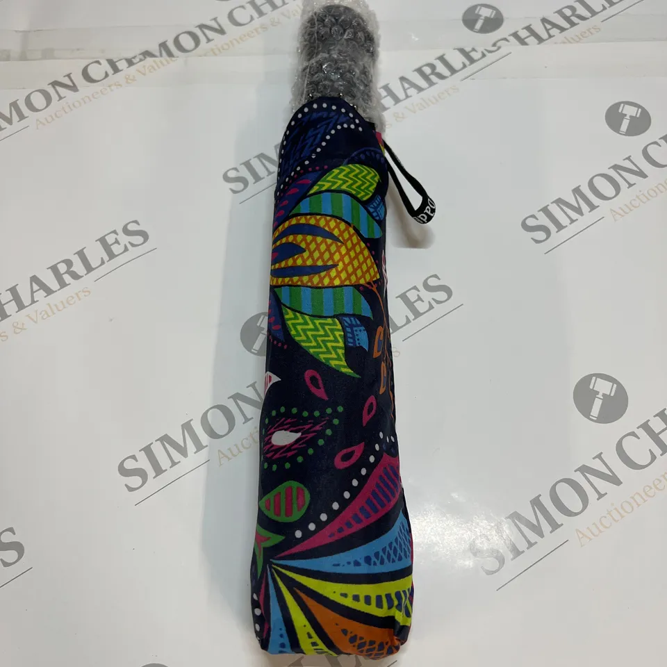 ODDBALLS PATTERNED UMBRELLA WITH STORAGE BAG