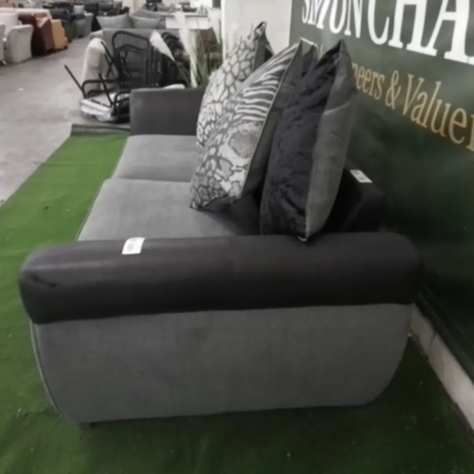 DESIGNER HILTON GREY AND BLACK FABRIC THREE SEATER SOFA ON METAL BAR FEET WITH SCATTER BACK CUSHIONS 