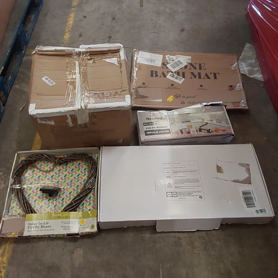 PALLET OF ASSORTED ITEMS INCLUDING: 4 TIER METAL WIRE BASKET, SHOWER MIXER SYSTEM, IMPULSE SEALER, BATH MAT, SOLAR LIT GARDEN DECORATION ECT