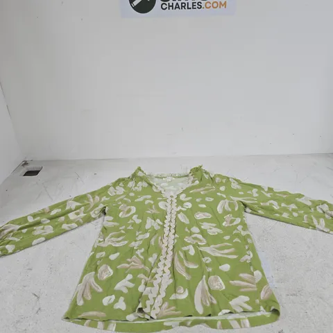 MONSOON GREEN AND WHITE TOP SIZE SMALL