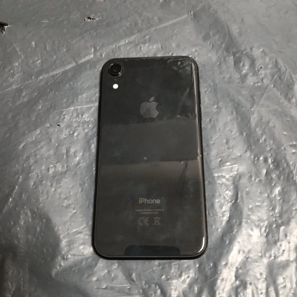 APPLE IPHONE X – BLACK SMARTPHONE WITH ORIGINAL BOX 